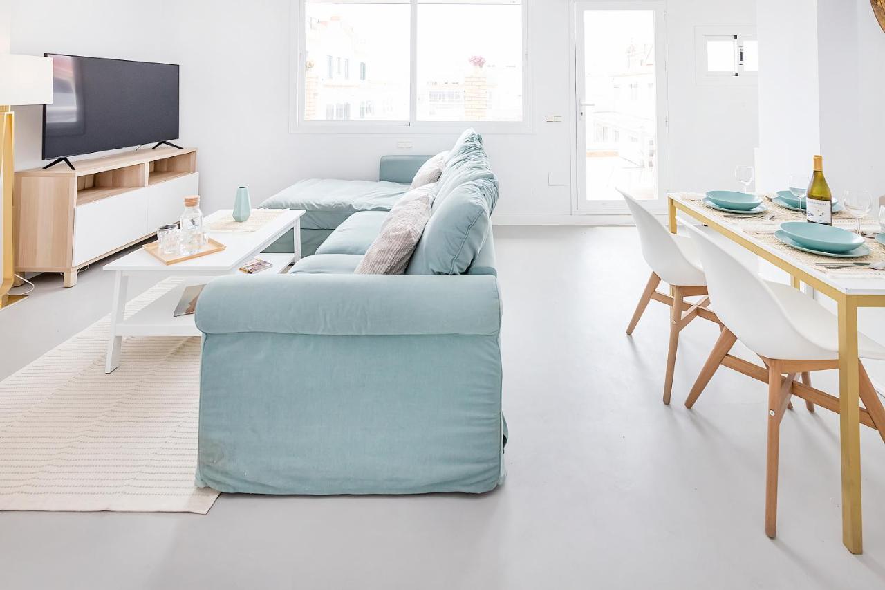 Homey Apt- Atico Con Vistas A La Catedral Malaga Bagian luar foto