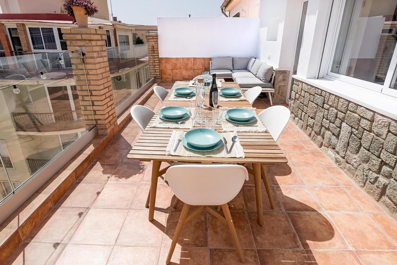 Homey Apt- Atico Con Vistas A La Catedral Malaga Bagian luar foto